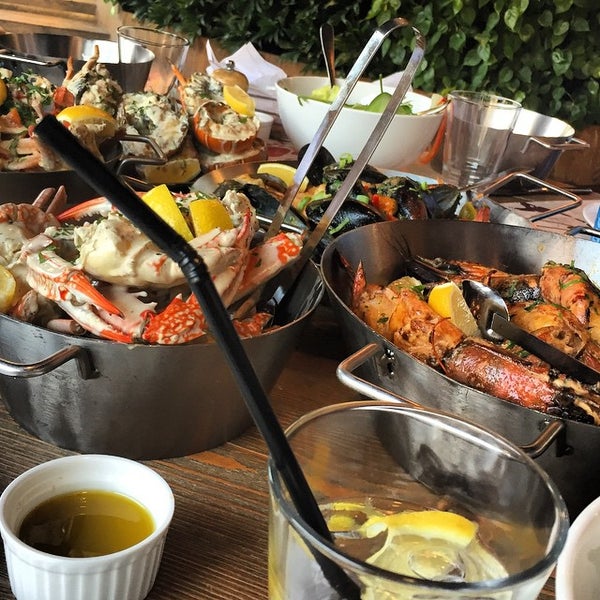 Aprons & Hammers (Now Closed) Seafood Restaurant in Dubai