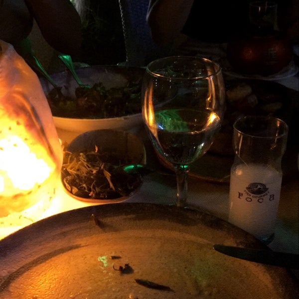 7/21/2021 tarihinde Fatos D.ziyaretçi tarafından Foça Fish Gourmet'de çekilen fotoğraf