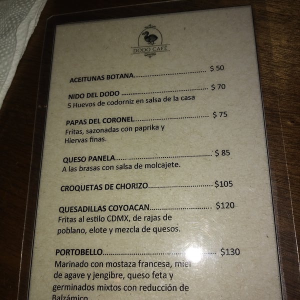 Photo taken at Dodo Café Cóctel Bar by Veronica M. on 3/19/2018