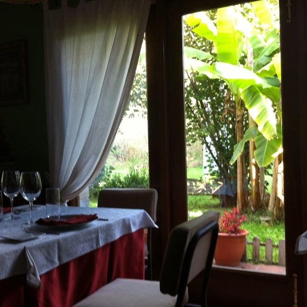 Das Foto wurde bei Restaurante Casa Vieja del Sastre von Pradina C. am 10/3/2013 aufgenommen