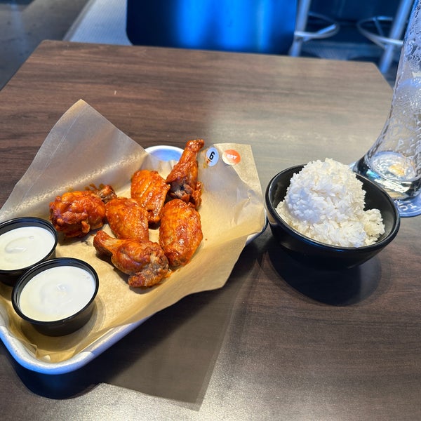 Buffalo Wild Wings Ala Moana Boulevard Honolulu Hi Cheap Sale head