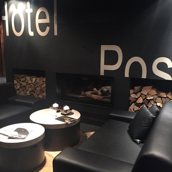 Photo prise au Hotel Post Zermatt par Noriko le6/29/2015