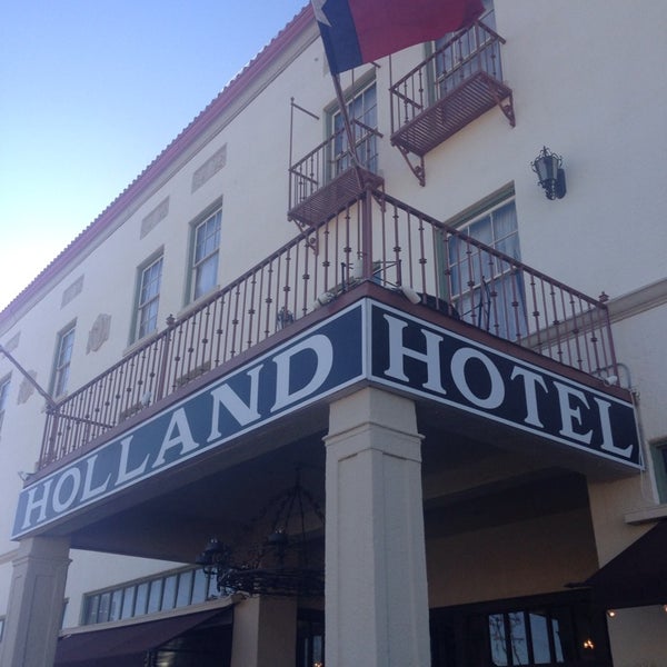 Das Foto wurde bei The Holland Hotel von Noriko am 4/29/2014 aufgenommen