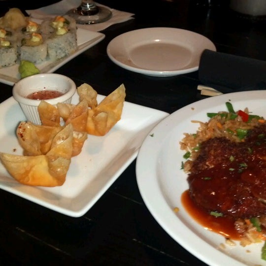 Photo taken at Watanabe Sushi &amp; Asian Cuisine by Aubrey C. on 3/8/2013