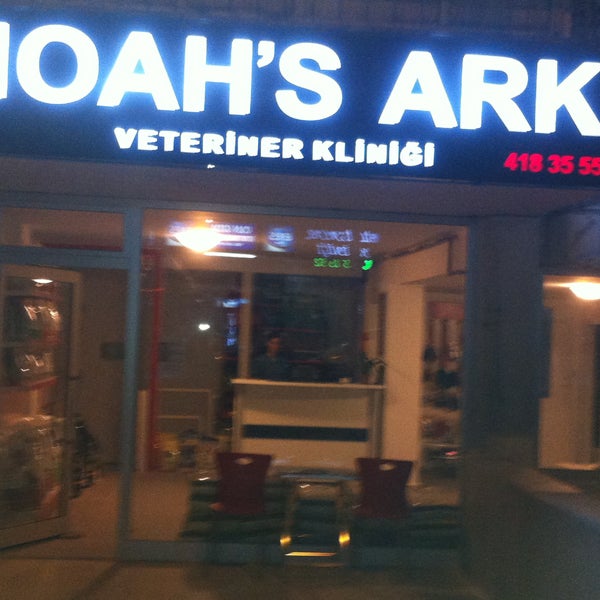 Das Foto wurde bei Noah&#39;s Ark Veteriner Kliniği von Noah&#39;s Ark Veteriner Kliniği am 1/12/2014 aufgenommen