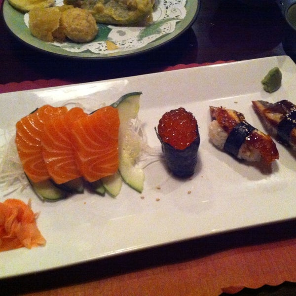 1/3/2013에 Heidi H.님이 Yashi Sushi에서 찍은 사진