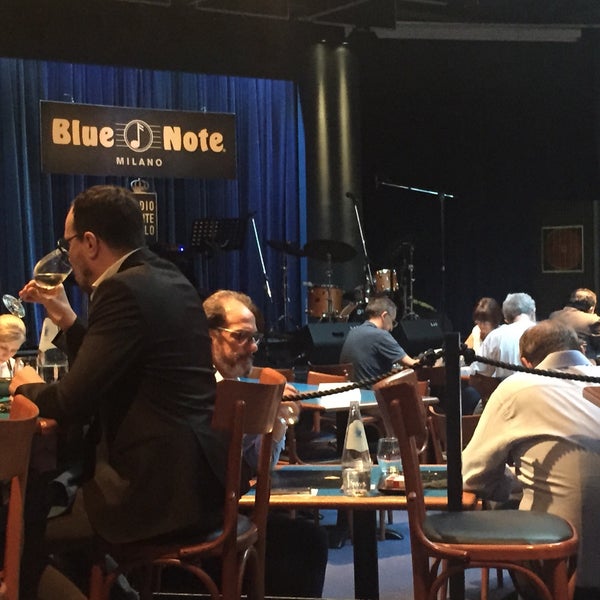 Foto tirada no(a) Blue Note por Irene B. em 6/23/2015