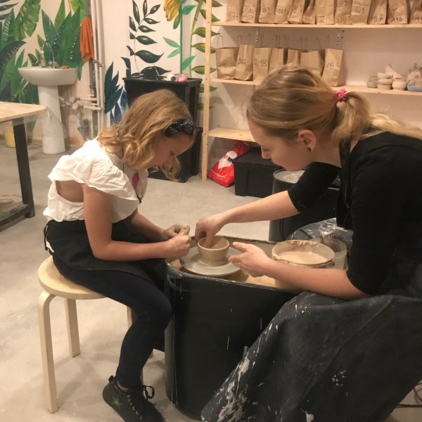 Гончарная студия № 1. Гончарная студия спб. День рождения в гончарной студии. Дачный проспект 2к1 гончарная мастерская. Гончарная студия 1 дачный.