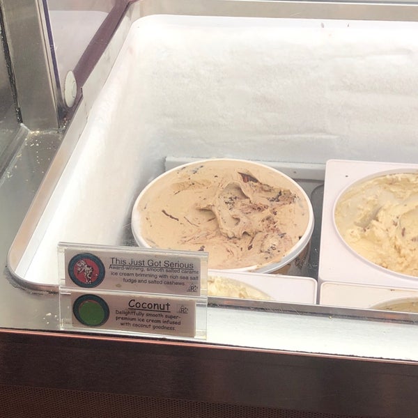 8/27/2019にJoe C.がGeorge&#39;s Ice Cream &amp; Sweetsで撮った写真