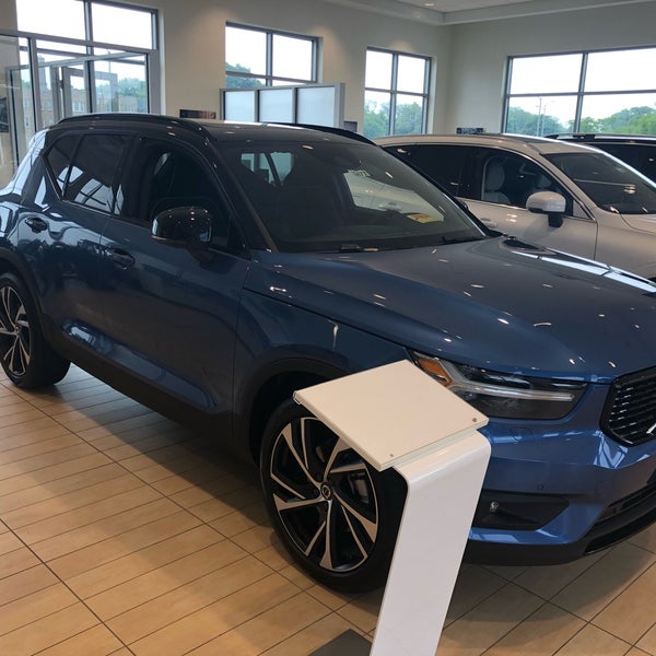 The Autobarn Volvo Cars Oak Park 1140 Garfield St