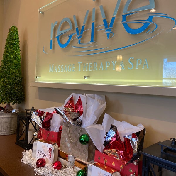 12/19/2020 tarihinde Joe C.ziyaretçi tarafından Revive Massage Therapy and Spa'de çekilen fotoğraf