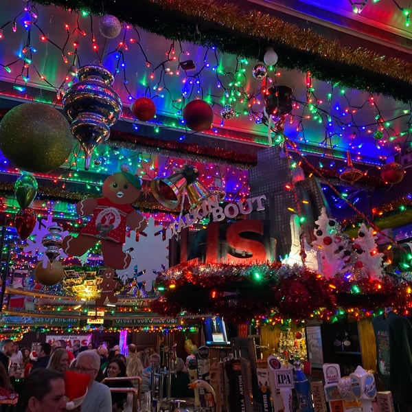 Photo taken at Butch McGuire&#39;s by Joe C. on 12/14/2019