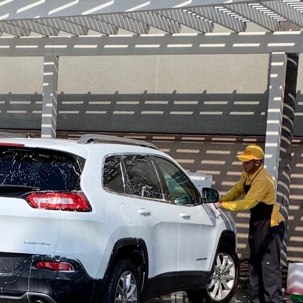 Playa Vista Car Wash Car Wash and Detail in Los Angeles