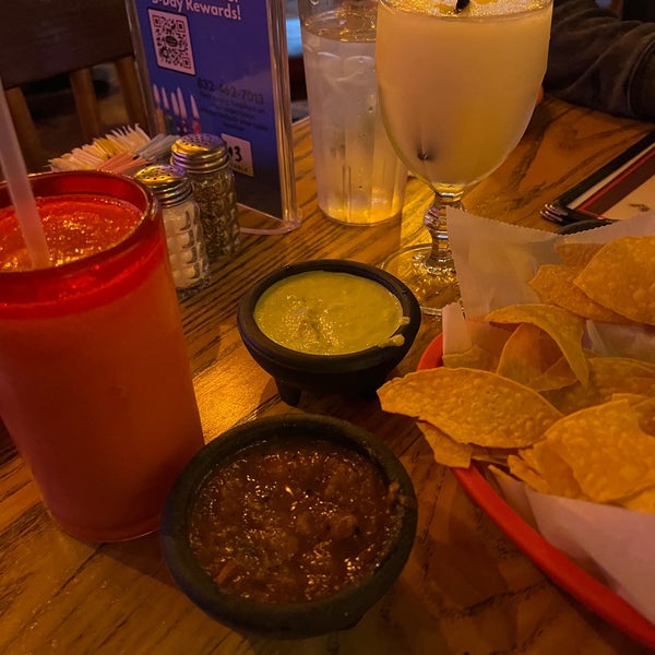 Photo taken at El Tiempo Cantina - Westheimer by Linda A. on 12/16/2022