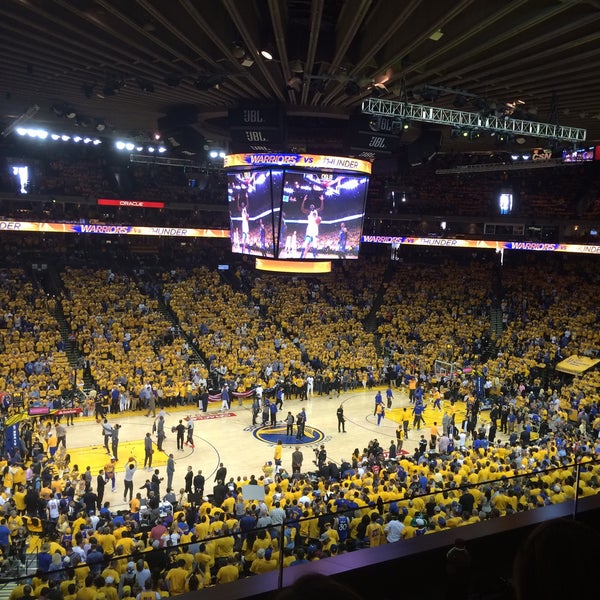 รูปภาพถ่ายที่ Oakland Arena โดย Enis G. เมื่อ 5/31/2016