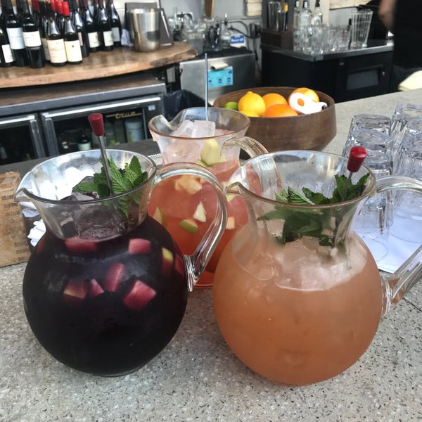 Das Foto wurde bei B Restaurant &amp; Bar von Lindsay L. am 6/15/2018 aufgenommen