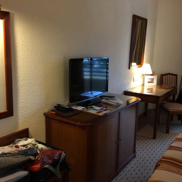 Foto diambil di Hotel Melia Costa del Sol oleh Gisela C. pada 12/4/2016