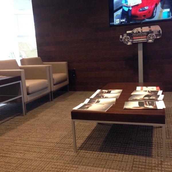 Harte Infiniti North Meadows Hartford, CT