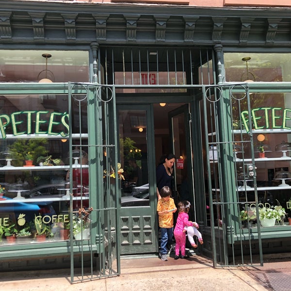 5/20/2018 tarihinde Mike C.ziyaretçi tarafından Petee&#39;s Cafe'de çekilen fotoğraf