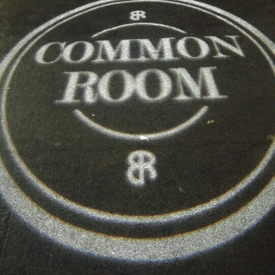 Foto tirada no(a) Common Room por Phil em 10/21/2016