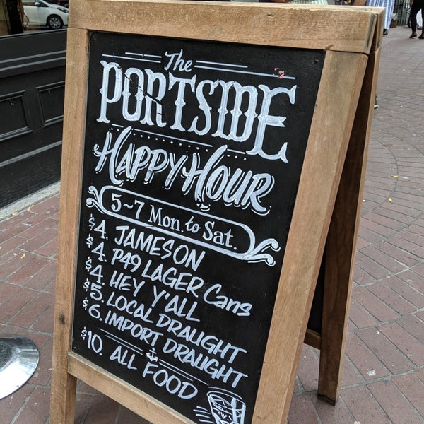 Foto tirada no(a) The Portside Pub por Phil em 8/17/2019