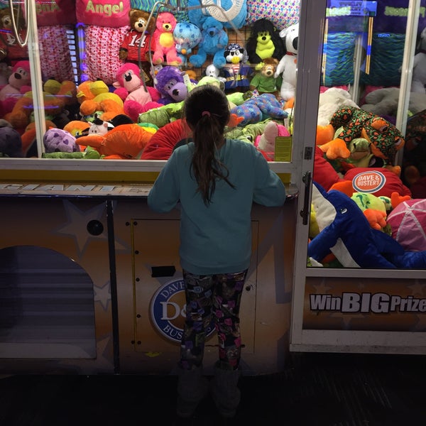 Photo taken at Dave &amp; Buster&#39;s by Andrea S. on 9/27/2015