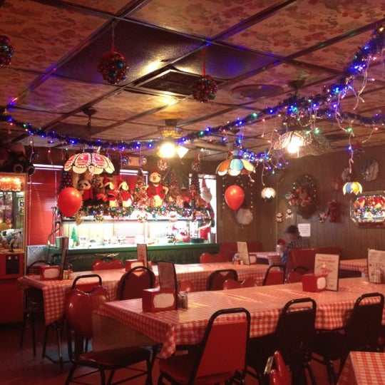 Parton S Pizza Pizza Place