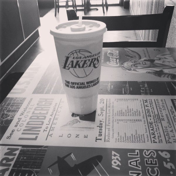 Wingstop Wings Joint in Eastvale