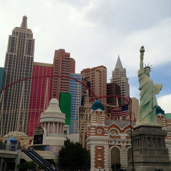 Das Foto wurde bei New York-New York Hotel &amp; Casino von Patrick K. am 5/6/2013 aufgenommen