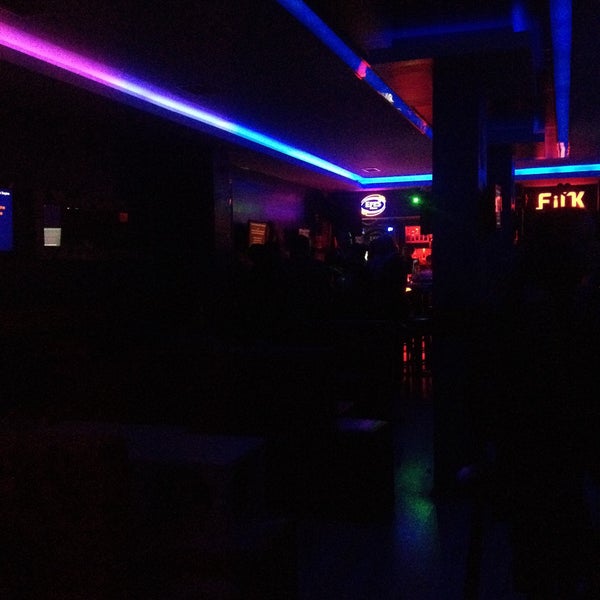 2/14/2015에 Mutlu Ö.님이 Fink Karaoke Bar에서 찍은 사진