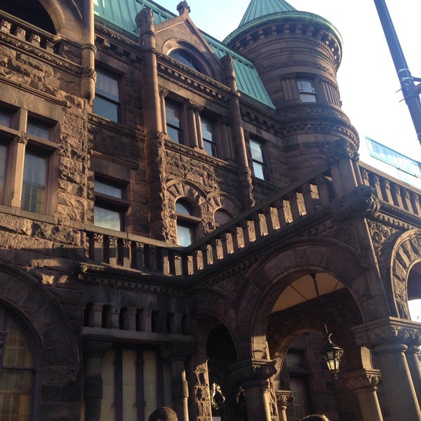 Photo taken at Heurich Mansion (The Brewmaster&#39;s Castle) by Tuba V. on 12/3/2016
