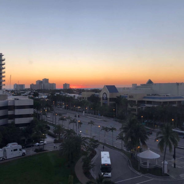 1/11/2019 tarihinde ⚓️ Jessica S.ziyaretçi tarafından Renaissance Fort Lauderdale Cruise Port Hotel'de çekilen fotoğraf