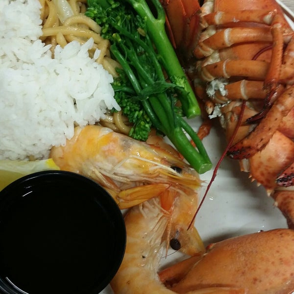 Lobster Buffet 10 tips from 337 visitors