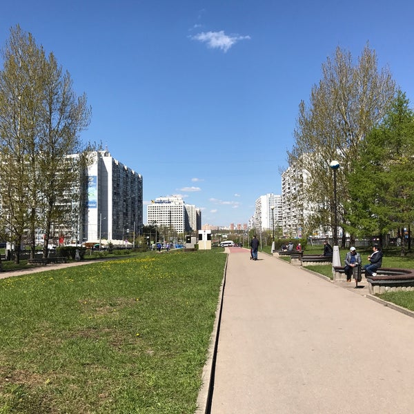 осенний бульвар 15 москва. бульвар, москва, осенний бульвар. крылатский бульвар москва. район крылатское осенний бульвар. улица осенний бульвар москва.