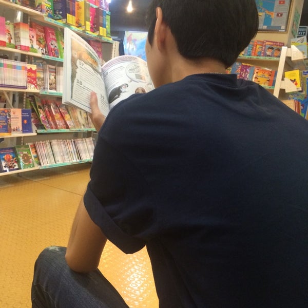 Photo taken at Double A Book Tower by pelapeung on 8/9/2014