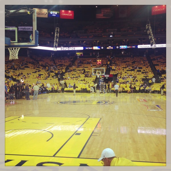 4/29/2013 tarihinde Rajziyaretçi tarafından Oakland Arena'de çekilen fotoğraf
