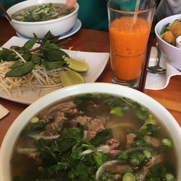 2/28/2016 tarihinde Wanni P.ziyaretçi tarafından Nong Lá Cafe'de çekilen fotoğraf