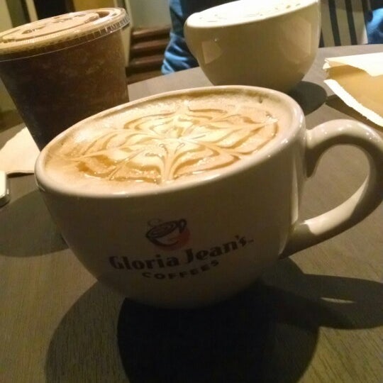 Photo taken at Gloria Jean&#39;s Coffees by Kimberly M. on 1/13/2014