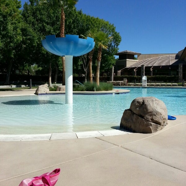 willows pool
