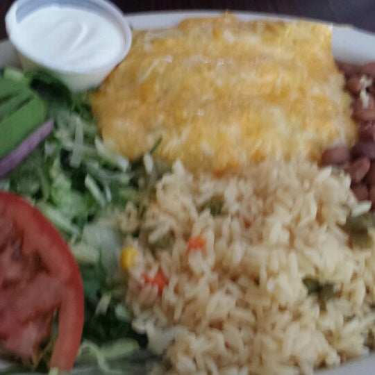 Das Foto wurde bei Taco Mex Restaurant von Stephanie A. am 5/25/2014 aufgenommen
