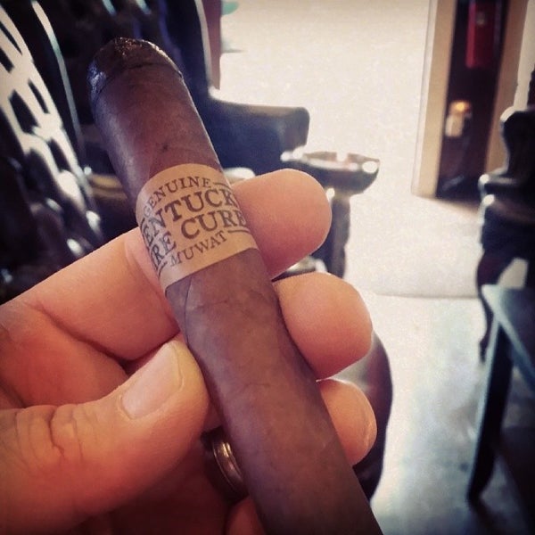 5/13/2014 tarihinde Cigar S.ziyaretçi tarafından The Cigar Shack'de çekilen fotoğraf