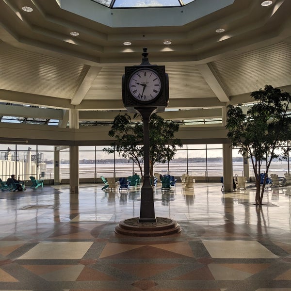 Foto tirada no(a) General Mitchell International Airport (MKE) por borys m. em 1/15/2024