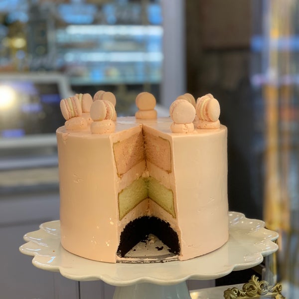 Foto scattata a The Cake Bake Shop da A.. ‏. il 3/23/2019
