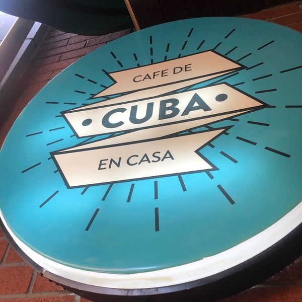 Снимок сделан в Cafe De Cuba пользователем Orhun S. 9/23/2019