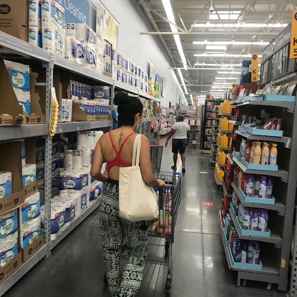 Walmart Supercenter New Orleans East Area 7 tips