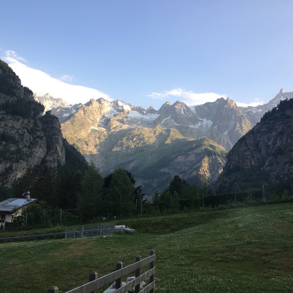 Photo taken at Grand Hotel Courmayeur by Frank J. on 6/23/2017