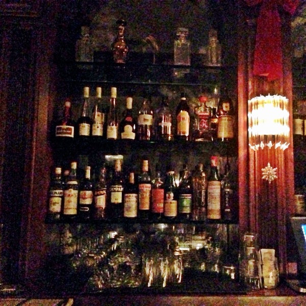 12/20/2013 tarihinde Li L.ziyaretçi tarafından Bar Chloe'de çekilen fotoğraf