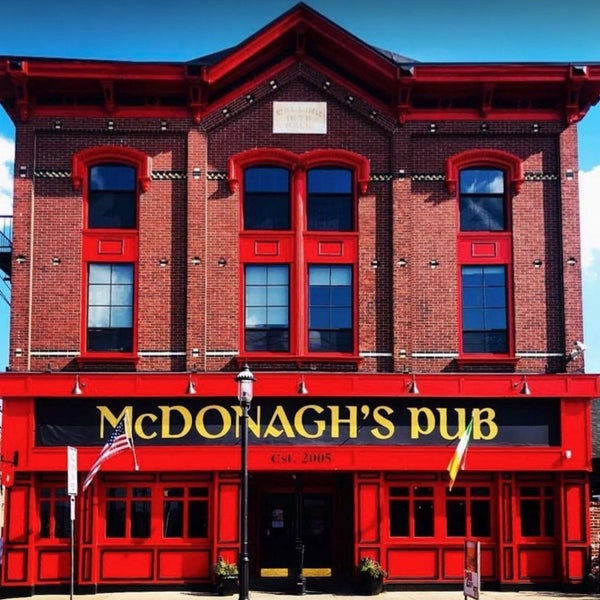 Foto tirada no(a) McDonagh&#39;s Pub por Scott A. em 1/28/2023