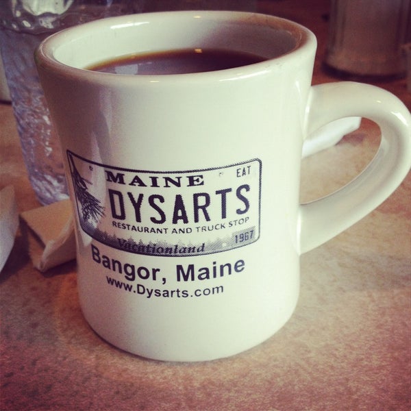 Photo taken at Dysart&#39;s Restaurant by Wendy S. on 3/3/2013