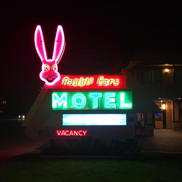 Photo taken at Rabbit Ears Motel by Darron D. on 9/4/2015